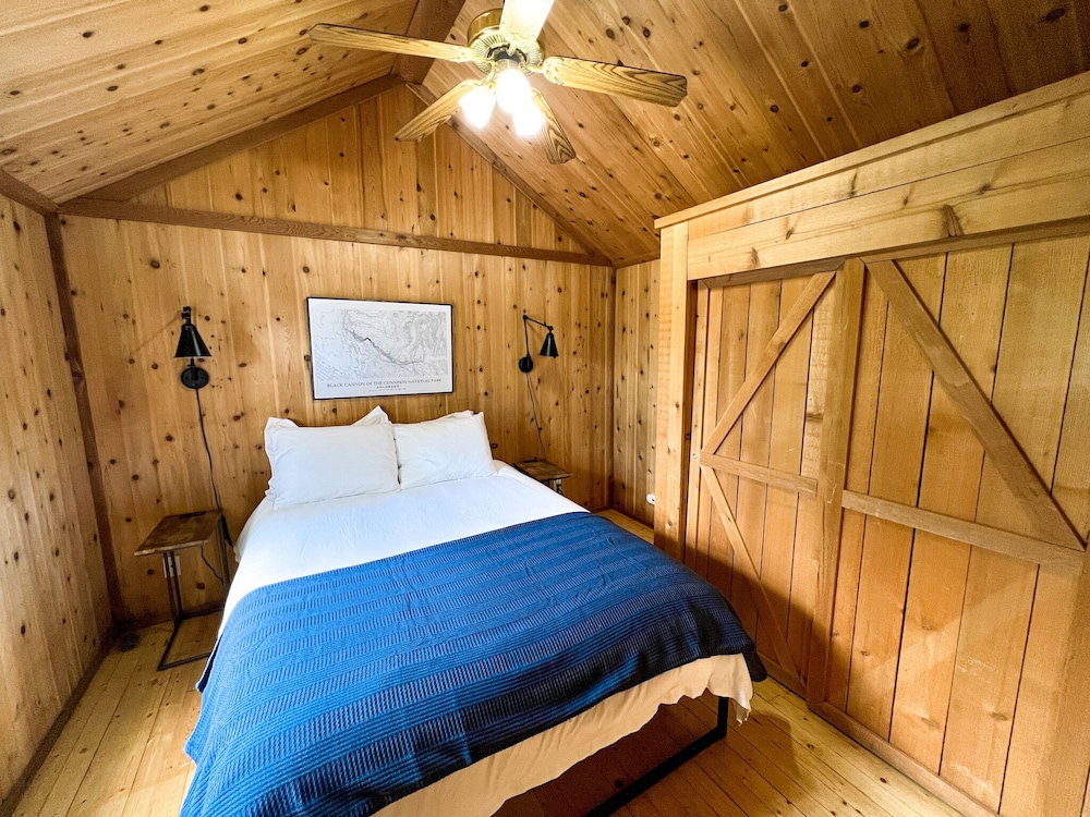 Cedar Creek Lodging & RV Park - photo 10