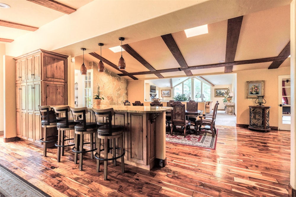 Lx18: Golfer's Dream Retreat Estate - photo 16