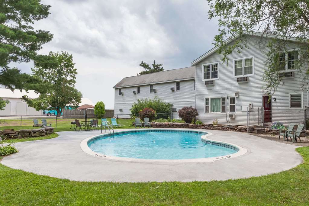 Travelodge by Wyndham Great Barrington Berkshires - photo 5