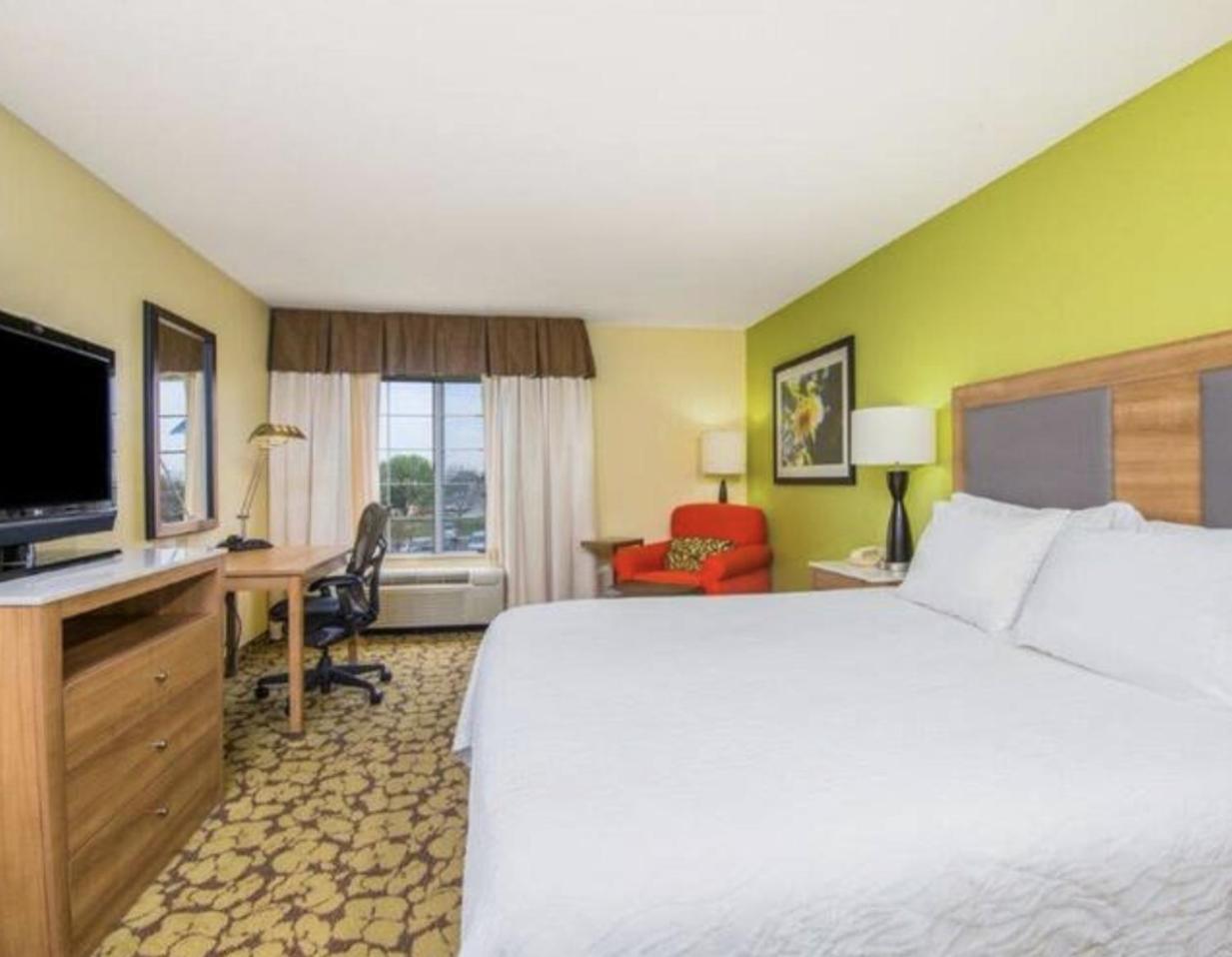 Hilton Garden Inn Wichita Airport - photo 3