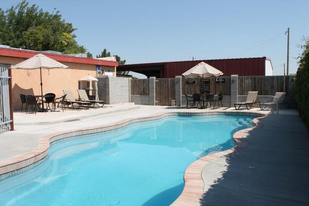 Adobe Rose Inn - photo 27