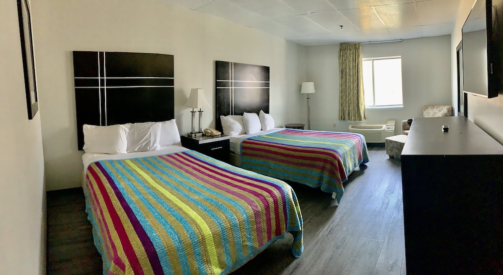 Tappan Zee Hotel - photo 18
