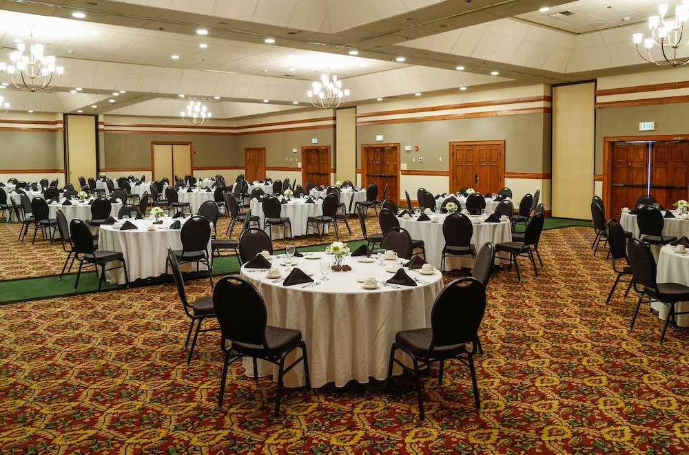 Holiday Inn West Yellowstone by IHG. - photo 171