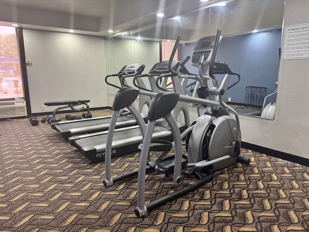 AmericInn by Wyndham Memphis East - photo 28