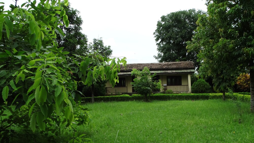 Nepal Wildlife Resort — Bardiya — photo 2