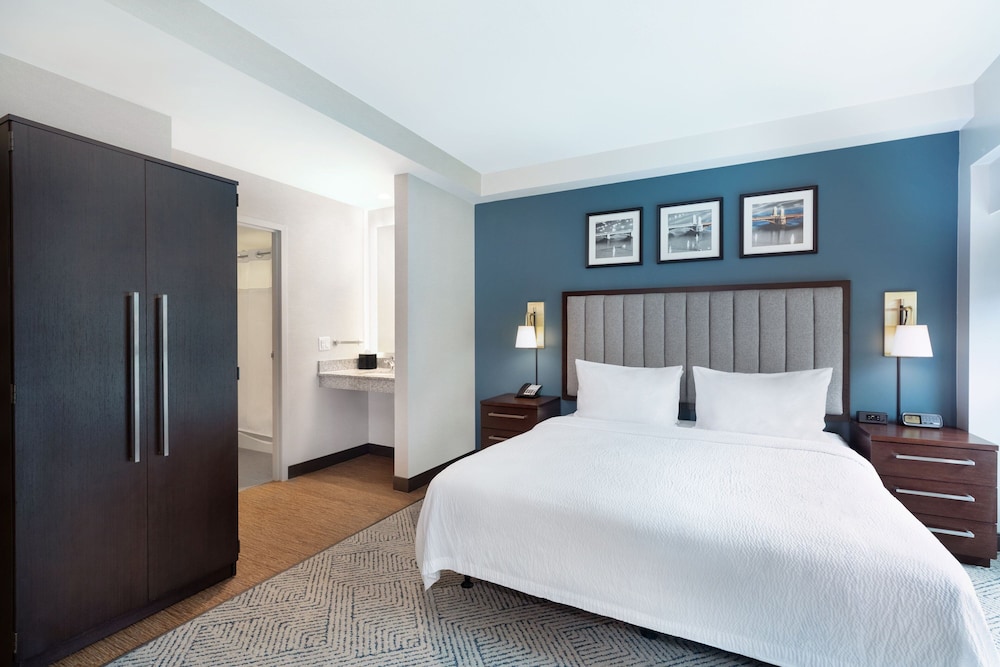 Residence Inn by Marriott Boston Back Bay Fenway - photo 23