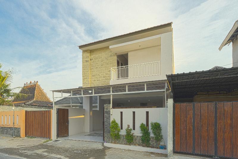 Oyo 1542 Yessy Mansion — Kasihan