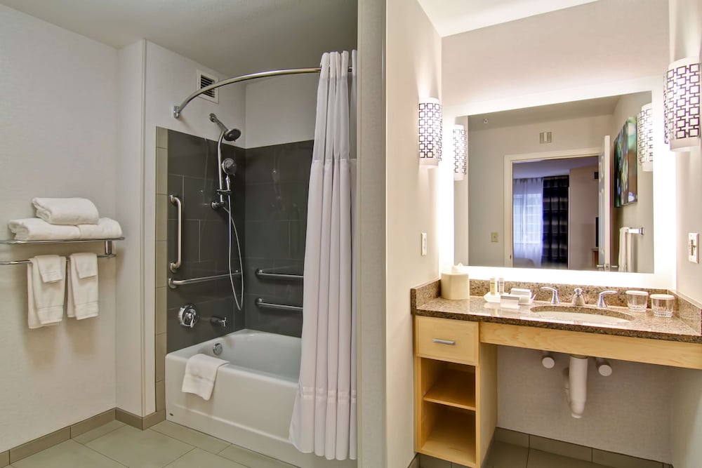 Homewood Suites by Hilton Stratford - photo 24