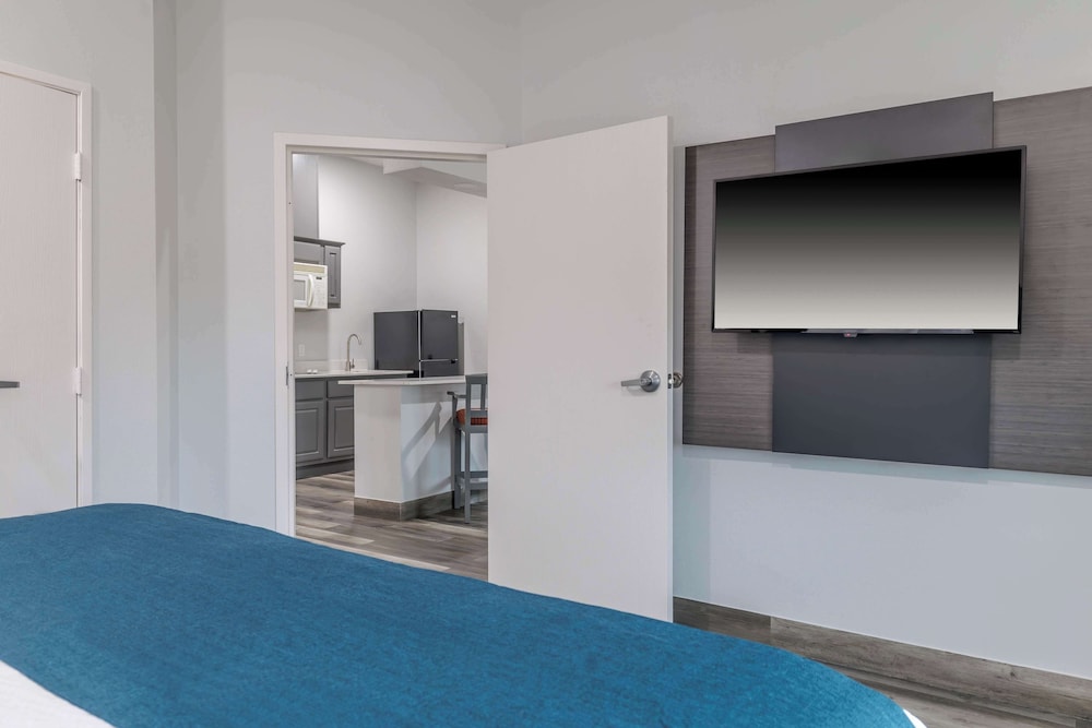 Studio 6 Suites Brenham TX - photo 24