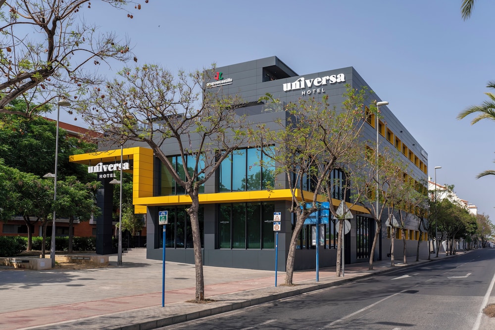 Universa Hoteles — hotel in San Vicent Del Raspeig