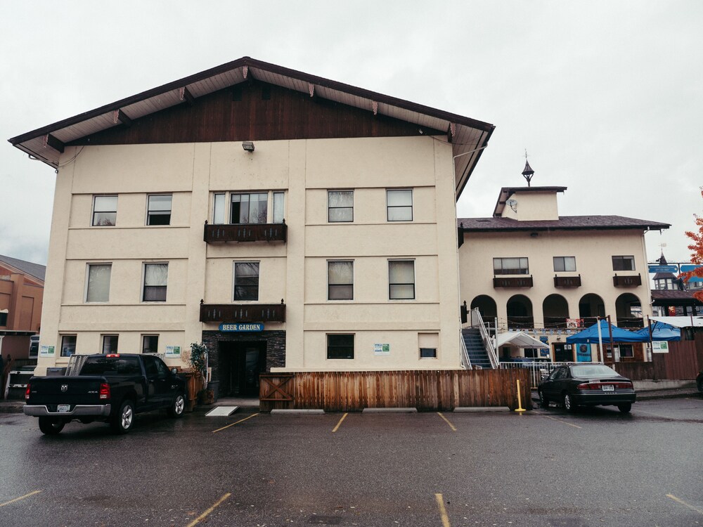 Adventure Inn - photo 28