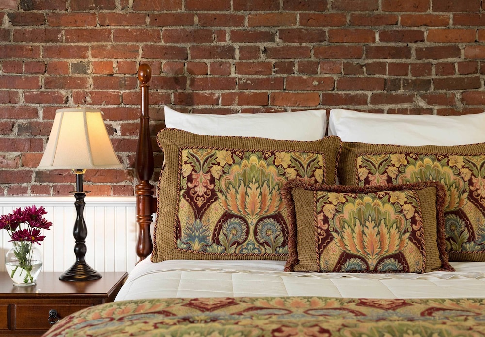 Lord Camden Inn - photo 16