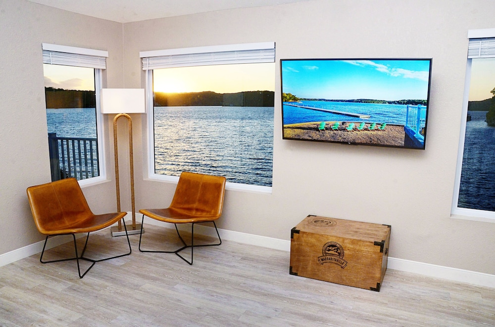 Margaritaville Lake Resort Lake of the Ozarks - photo 16
