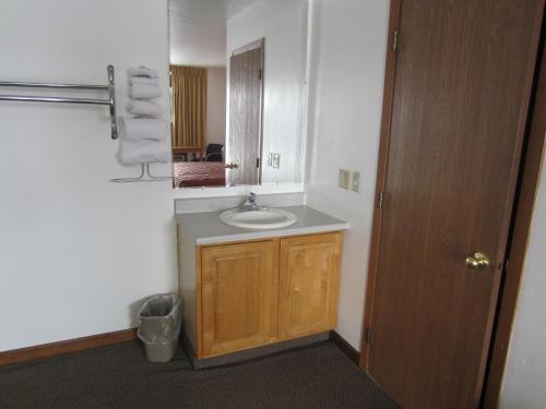Cloud 9 Motel - photo 12
