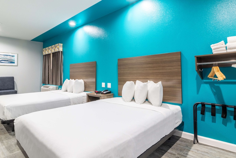 Americas Best Value Inn and Suites Kingwood IAH Airport - photo 14