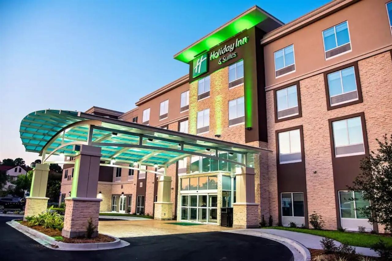 Holiday Inn Hotel & Suites Savannah Airport Pooler - photo 2