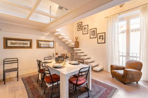 Art Apartment Luxury Sofia Suite — 4-Star Luxury Hotel in Florence, Italy
