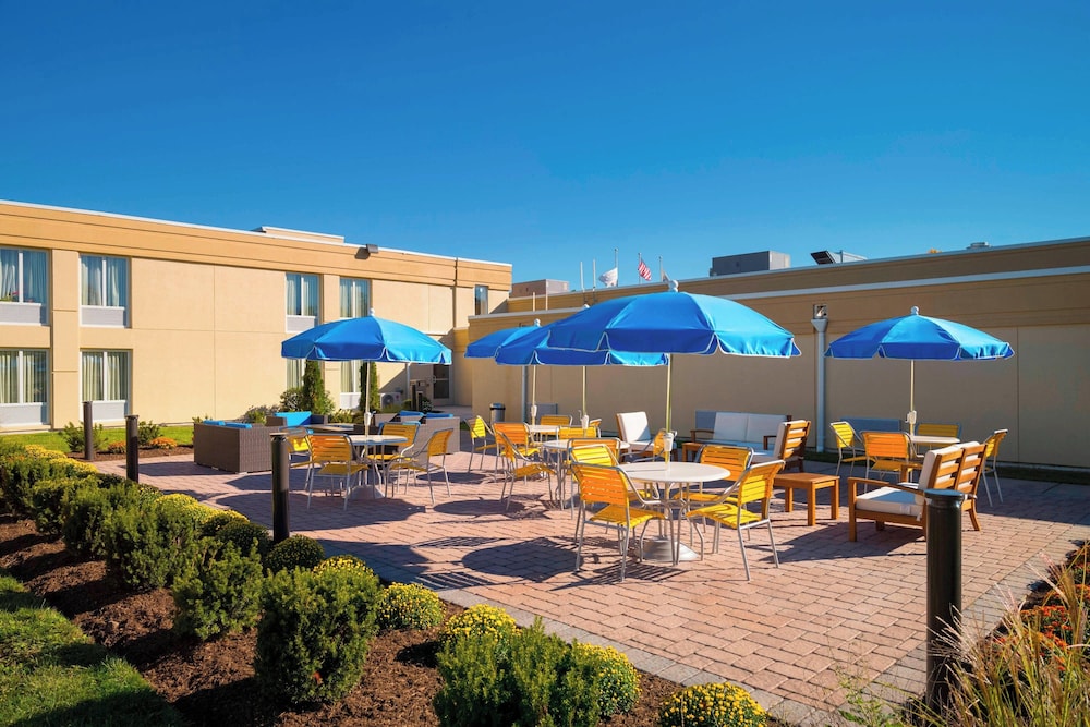 Fairfield Inn & Suites by Marriott Paramus - photo 39