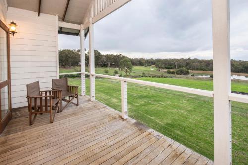 Buxton Thomas in Dunsborough, Australia