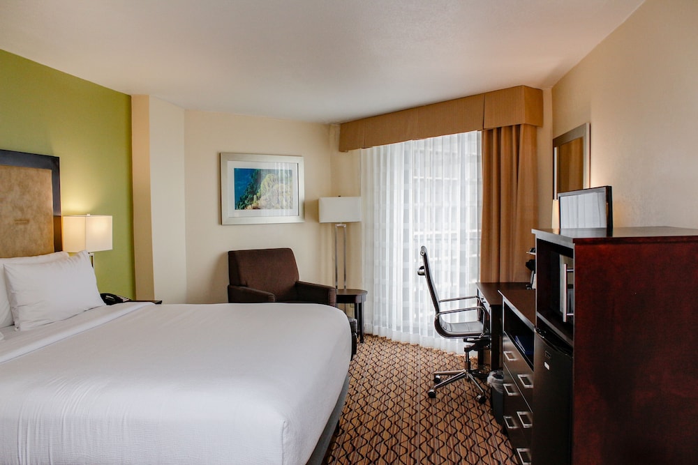 Holiday Inn Corpus Christi Downtown Marina by IHG - photo 12