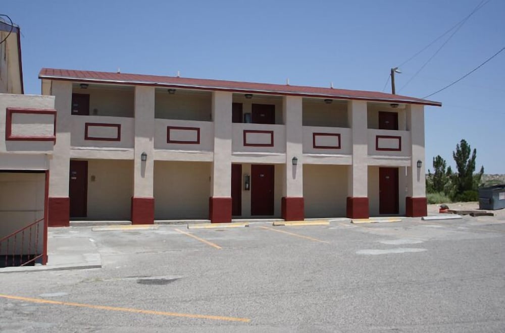 Fabens Inn Motel - photo 6