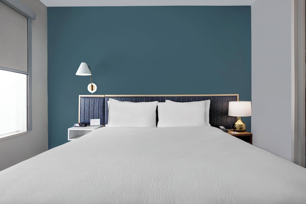 TownePlace Suites by Marriott Phoenix Glendale Sports & Entertainment District - photo 15