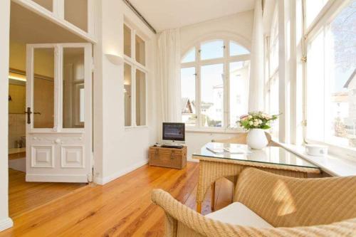 Villa Astrid T1 Düsseldorf — 4-Star Luxury Hotel in Seebad Bansin, Germany