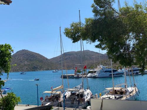 Trakheıa restaurant& butik otel — Marmaris — photo 4