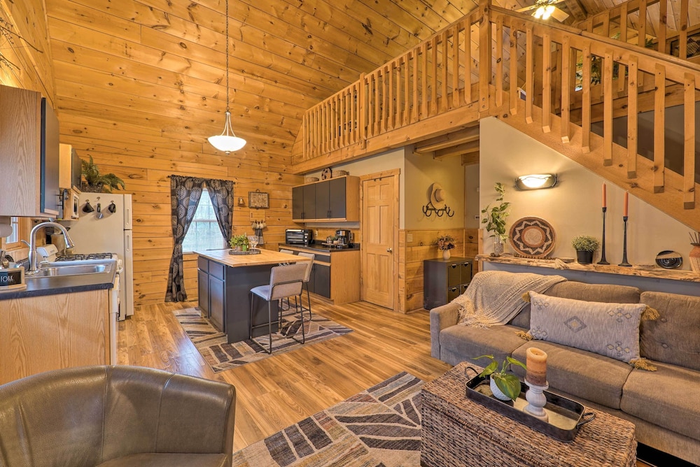 Charming Log Cabin at Double JJ Ranch Resort - photo 19