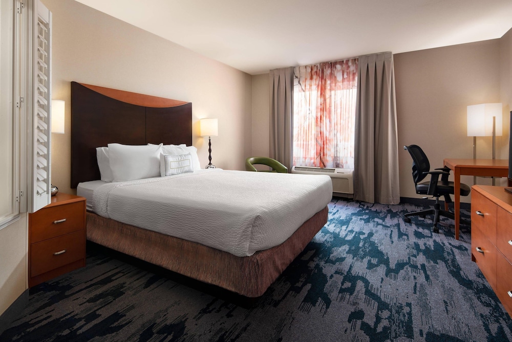 Fairfield Inn & Suites by Marriott Redding - photo 17