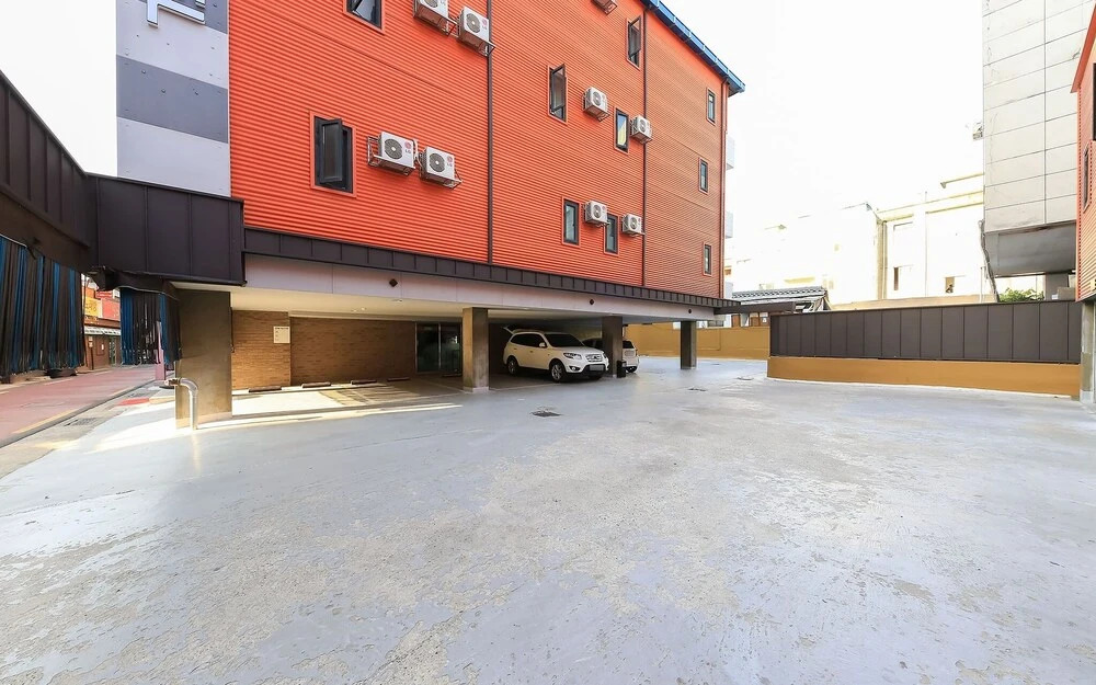 Chungju The Byeol in Waegwan, South Korea