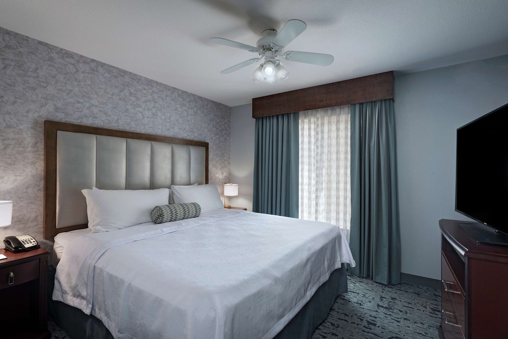 Homewood Suites by Hilton Fort Collins - photo 10