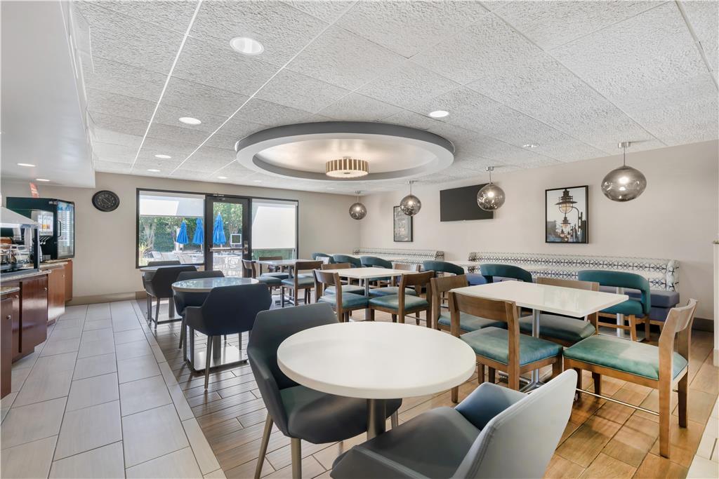 Best Western Plus Wilmington Wrightsville Beach - photo 4