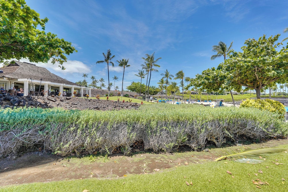Luxe Maunalani Resort Condo w Pool Beach Access - photo 34