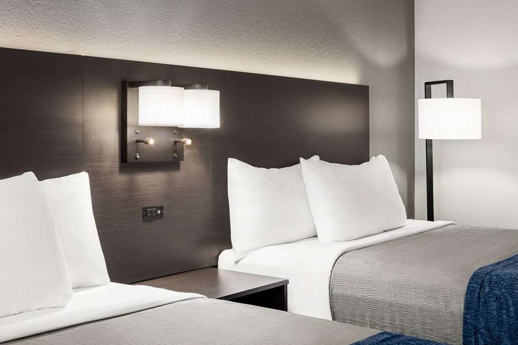 Days Inn by Wyndham Chillicothe - photo 20