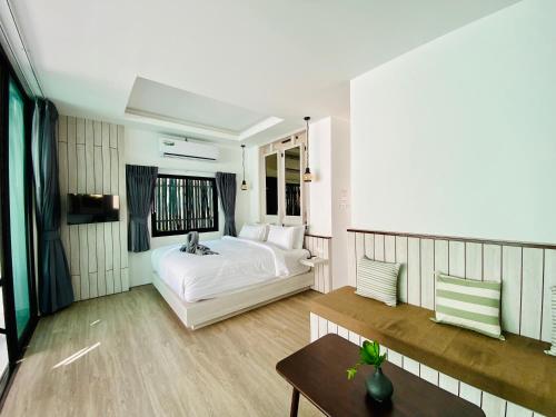 Rocco Villa — 4-Star Luxury Hotel in Bang Lamung, Thailand