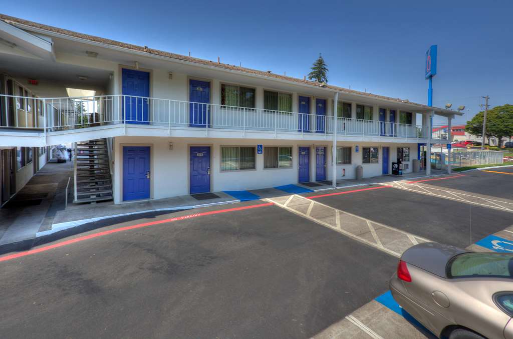 Motel 6 Tigard OR Portland South Lake Oswego - photo 4