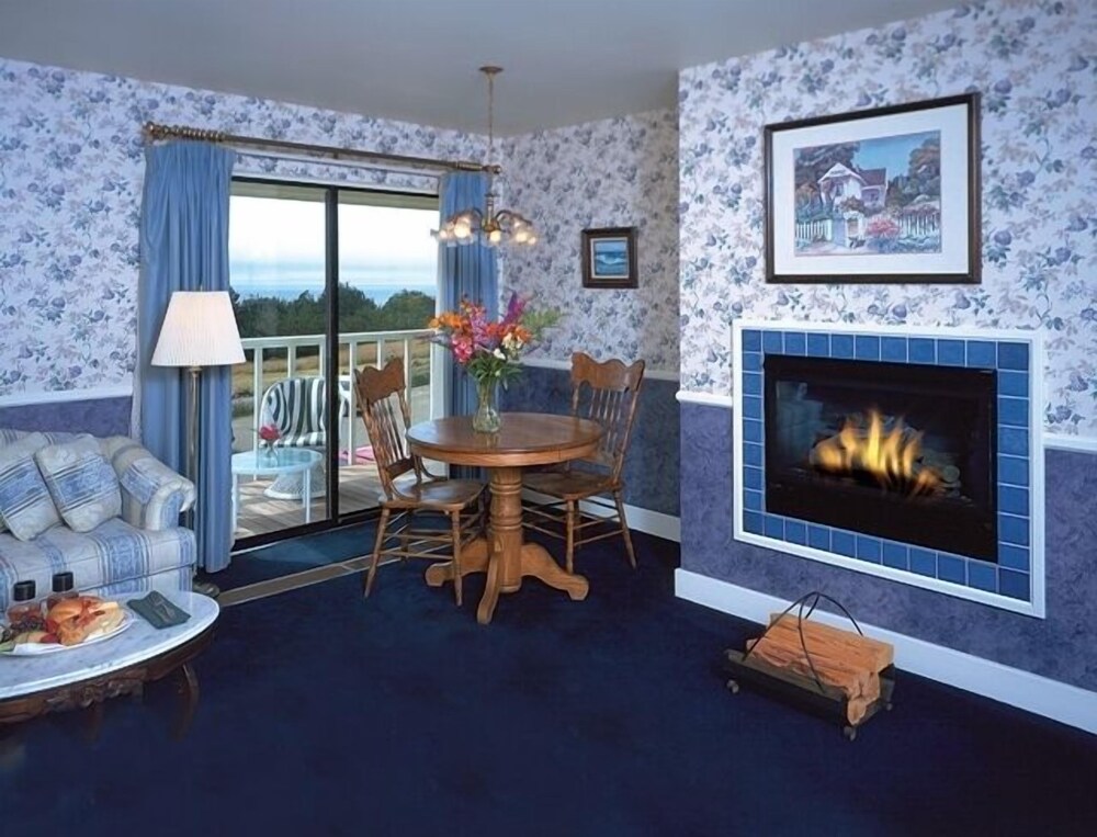 Hill House Inn - photo 18