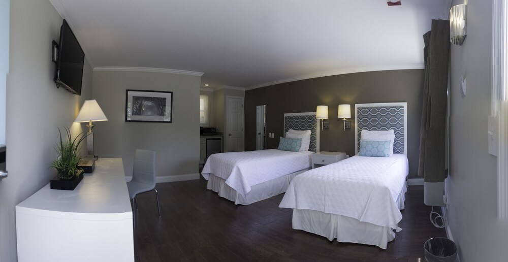 Bayview Resort - photo 8