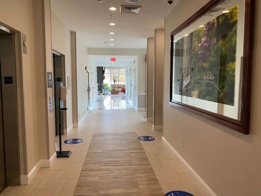 Hilton Garden Inn Columbia - photo 35