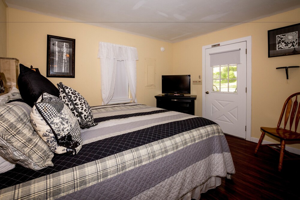 Cottages on Main - photo 65