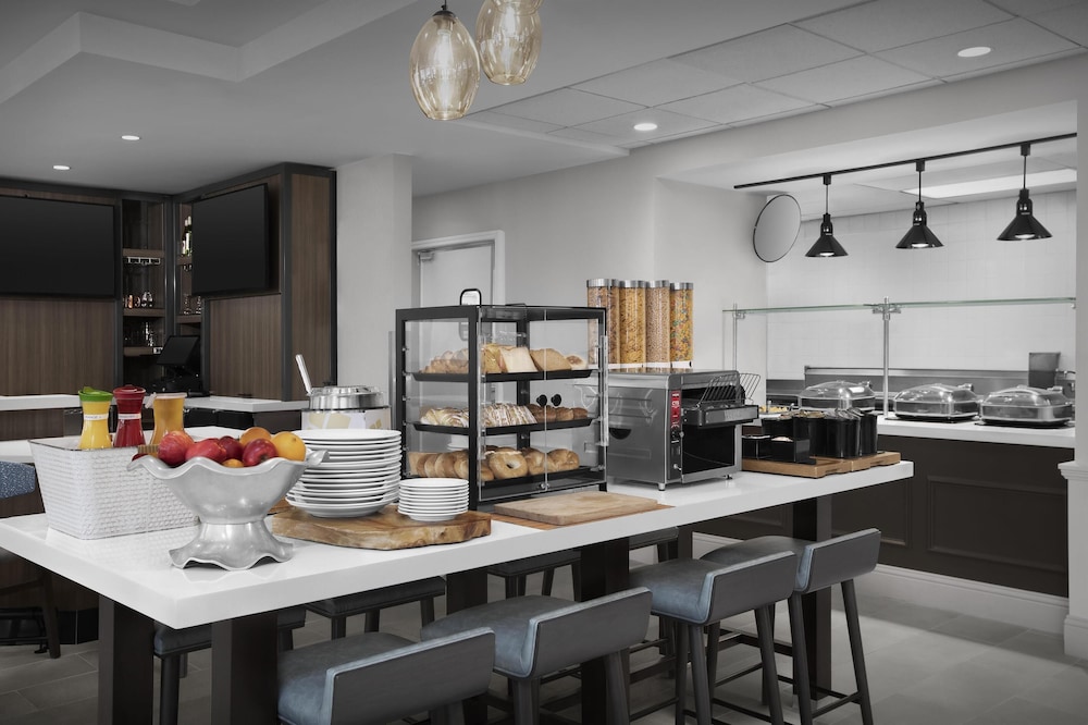 Hilton Garden Inn Denver Highlands Ranch - photo 28