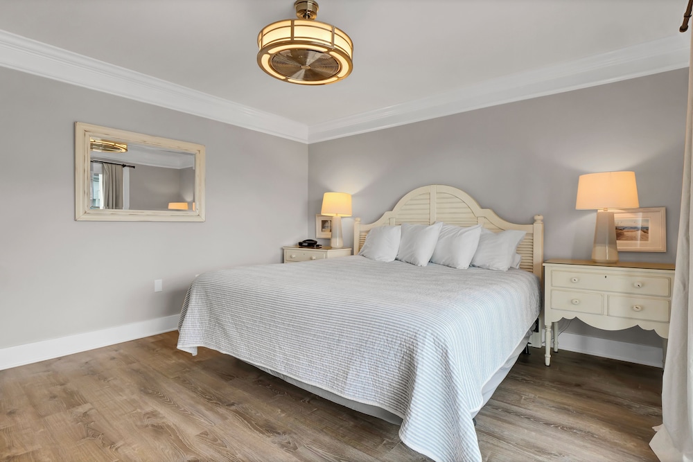 Sandpeddler Inn & Suites - photo 20