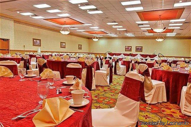 Holiday Inn Hotel & Suites Tucson Airport North - photo 18