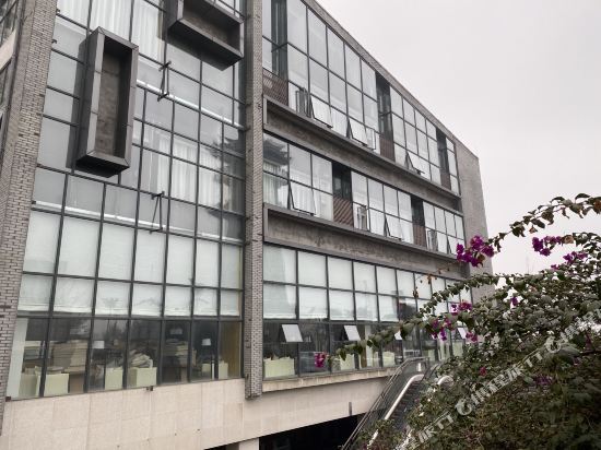 Youlan Yatang Hotel in Meishan, People's Republic of China