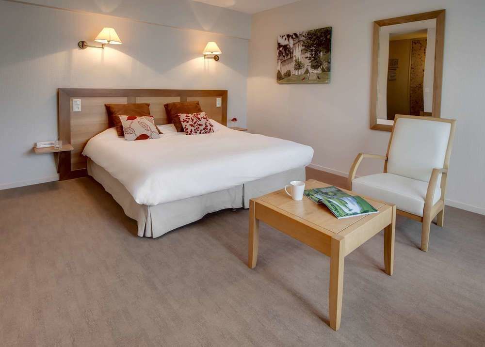 Les Ormes Domaine & Resort - carbon neutral hotel in Epiniac