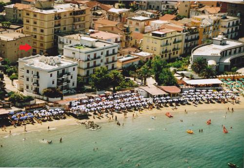 Casa Vacanze Lido Azzurro — 4-Star Luxury Hotel in Agropoli, Italy
