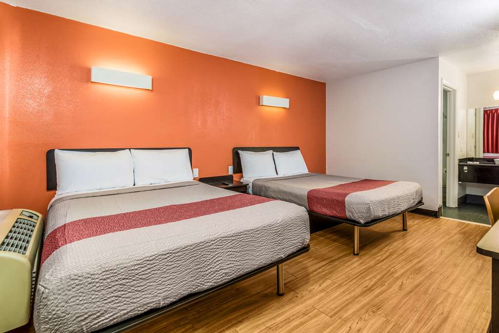 Motel 6 Westley CA - photo 13
