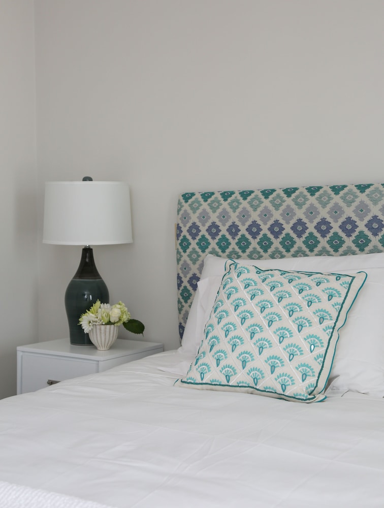 The Sea Breeze Inn - photo 25