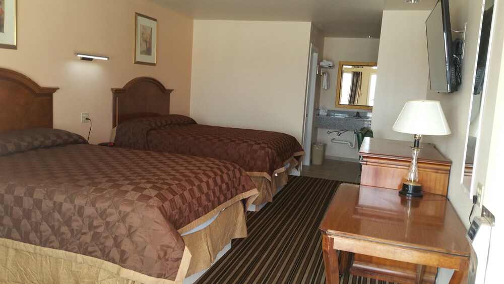 Denver City Motel - photo 8